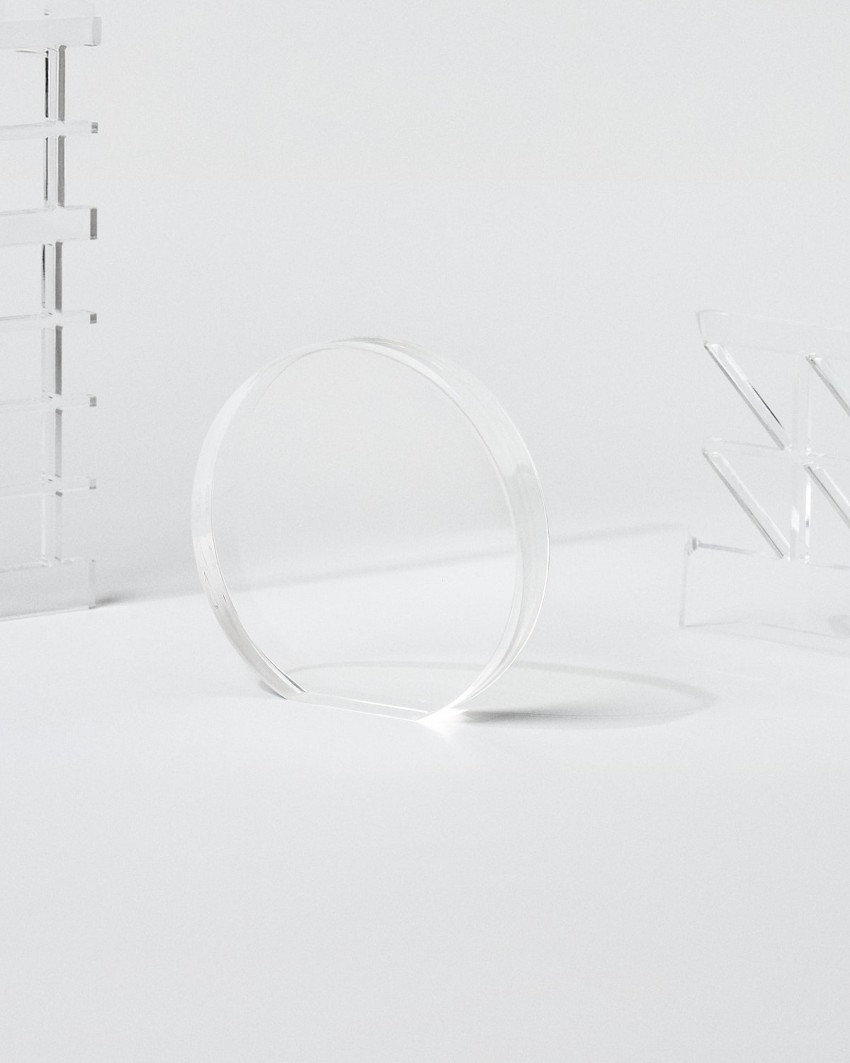 Trofeo de metacrilato formato Placa circular VITRA SOL para personalizar Sustain Awards