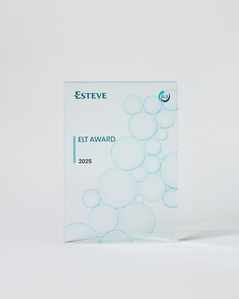 Trofeo de metacrilato formato placa rectangular VITRA CUSTOM A5 personalizada Sustain Awards